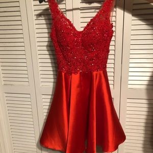 Cots dress perfect condition.